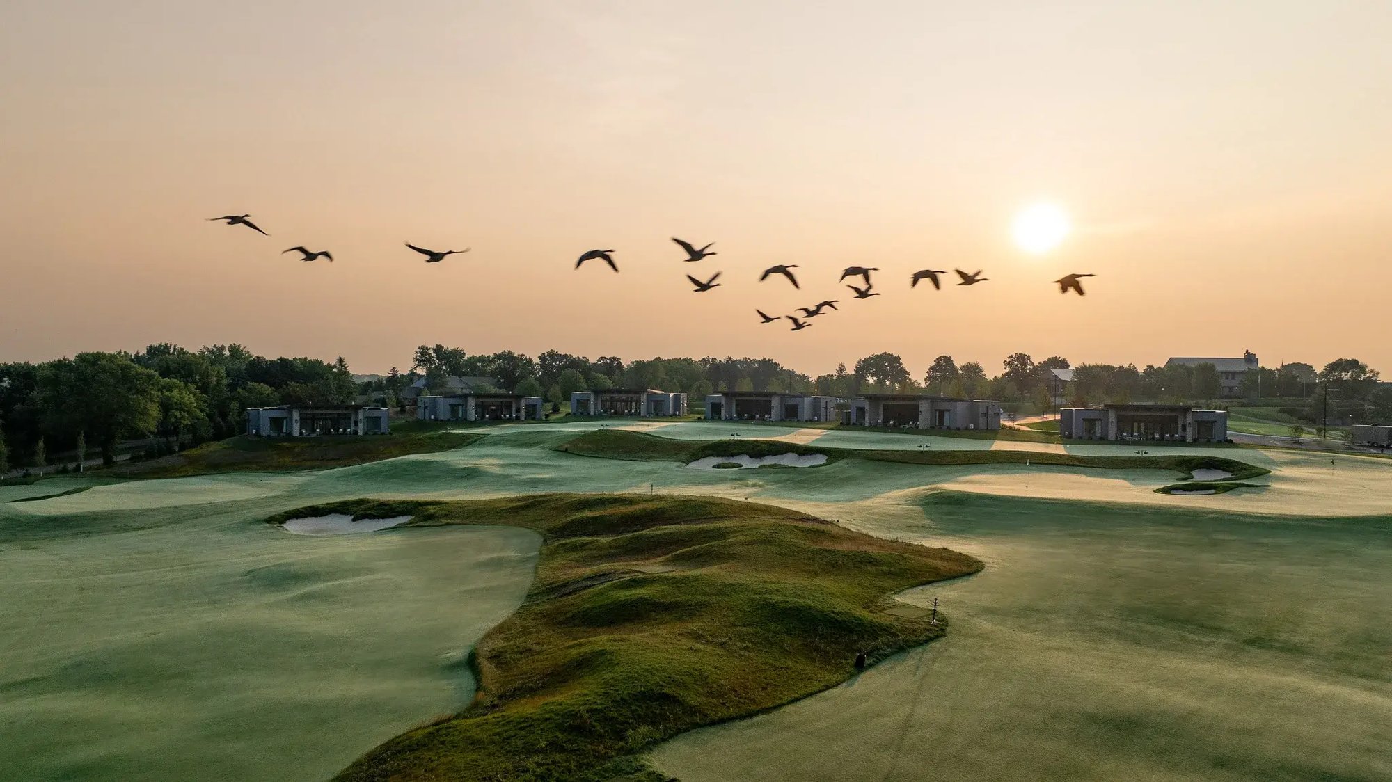 Putting_Course_Flyover